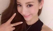 女子吃瓜网红是谁呀图片,她是如何成为网络红人的？